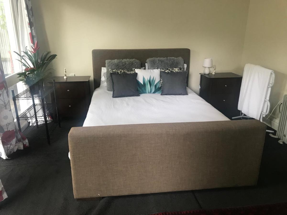 מרטינבורו Prodigal Daughter Gourmet Lodge מראה חיצוני תמונה